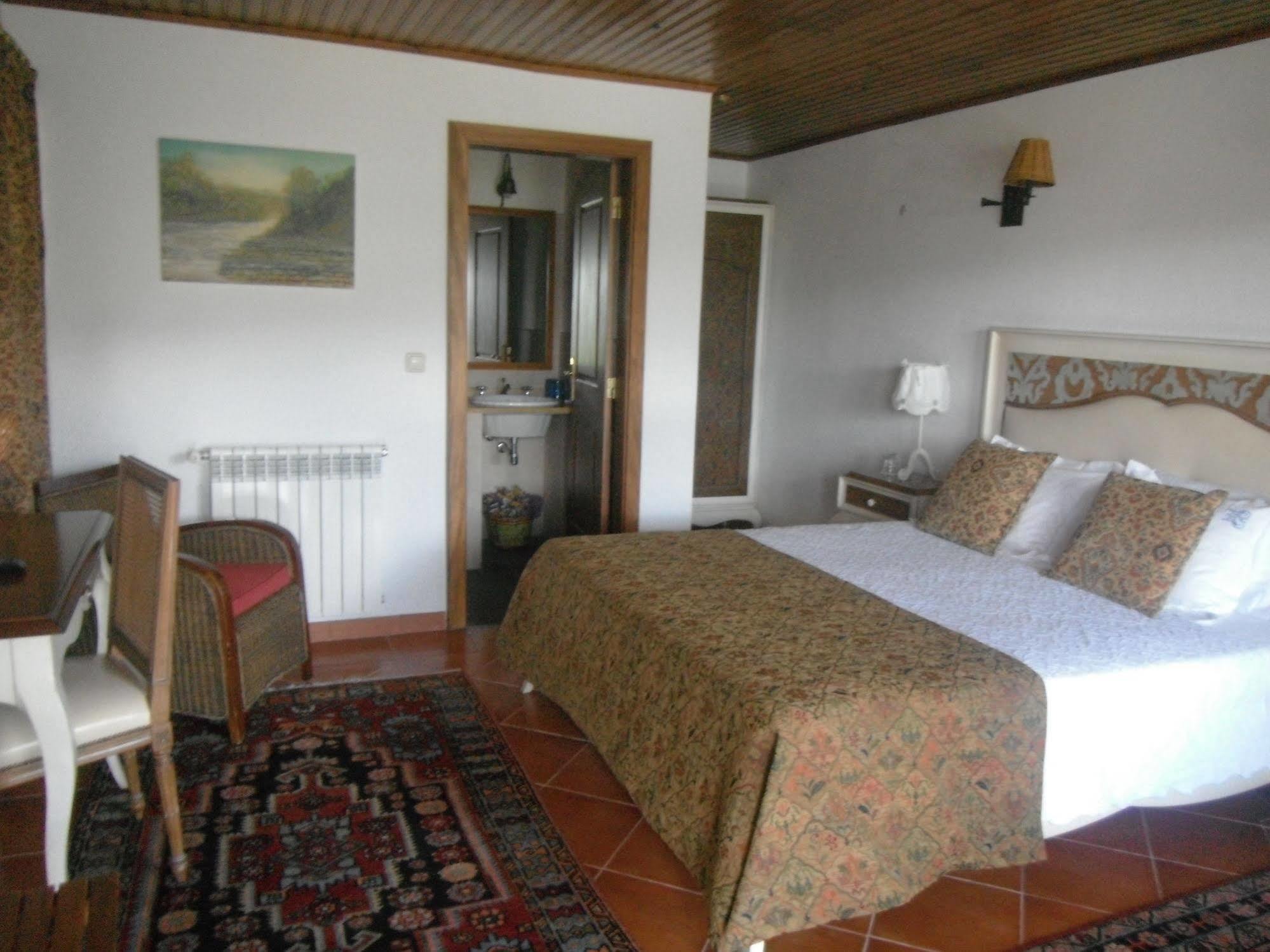 Casa De Canilhas 3*
